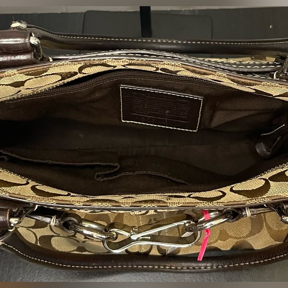 Coach Signature Hampton Carry All Tote/Shoulder Bag - Picture 3 of 7